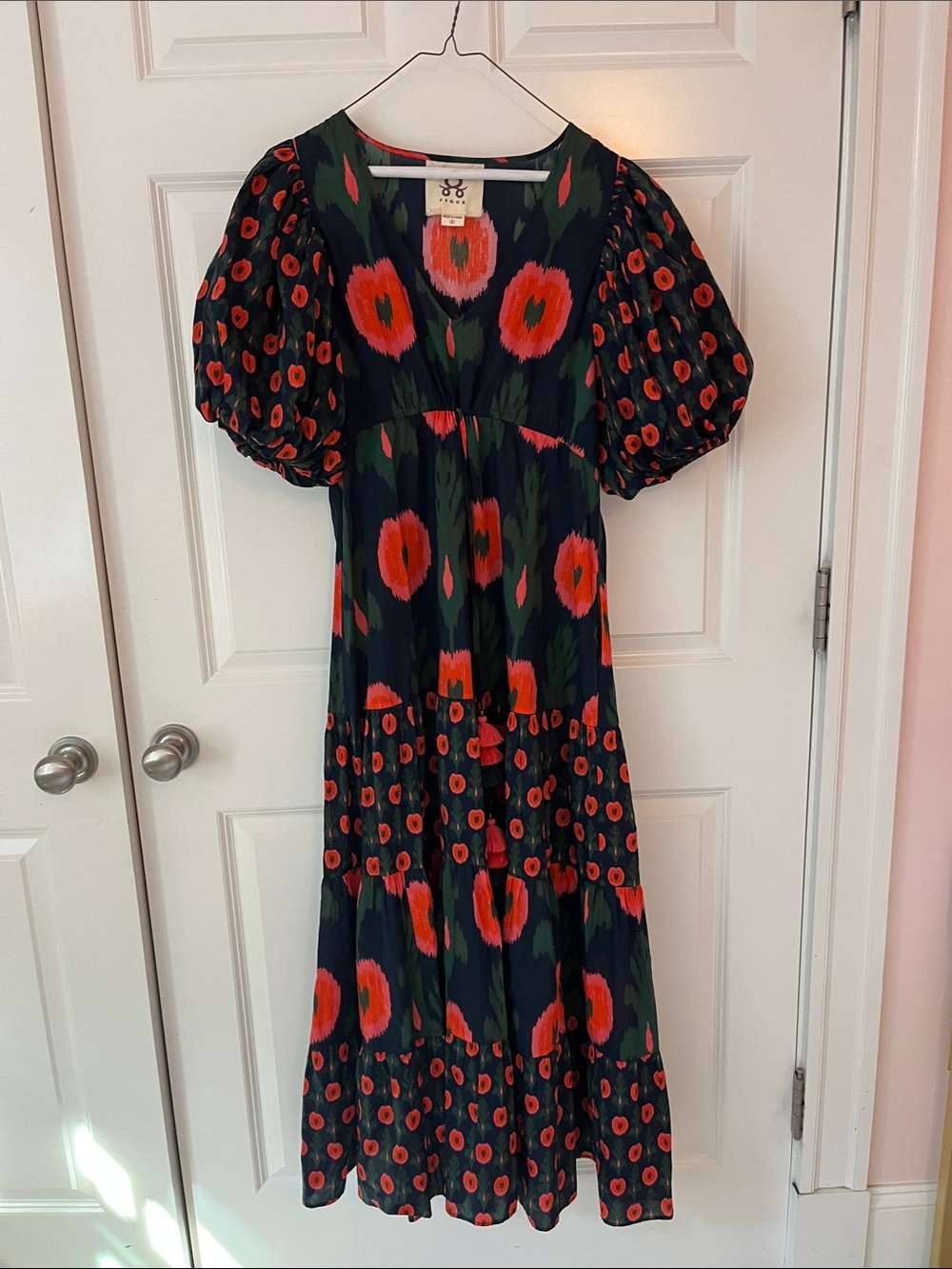 Puff-Sleeve Floral Maxi Dress in Navy and Red
